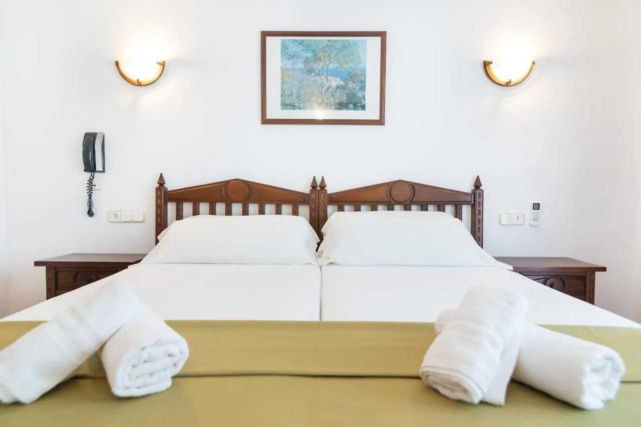 Hotel Ses Puntetes Cala d'Or  3*, Cala d'Or (Mallorca) Spain